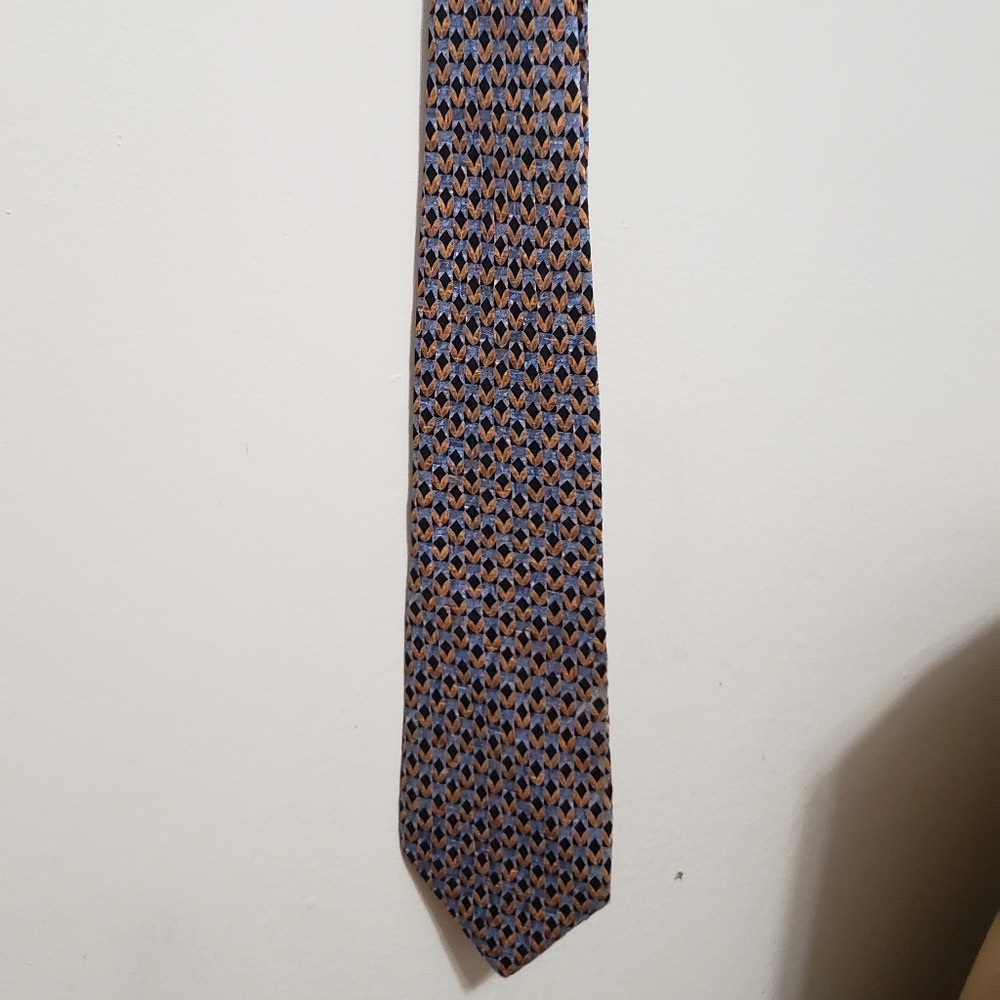 Tie